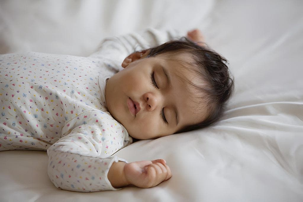 Bébé qui dort