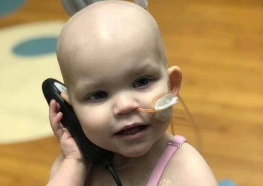 Ce bébé atteint de cancer est victime de propos haineux à cause de ses parents