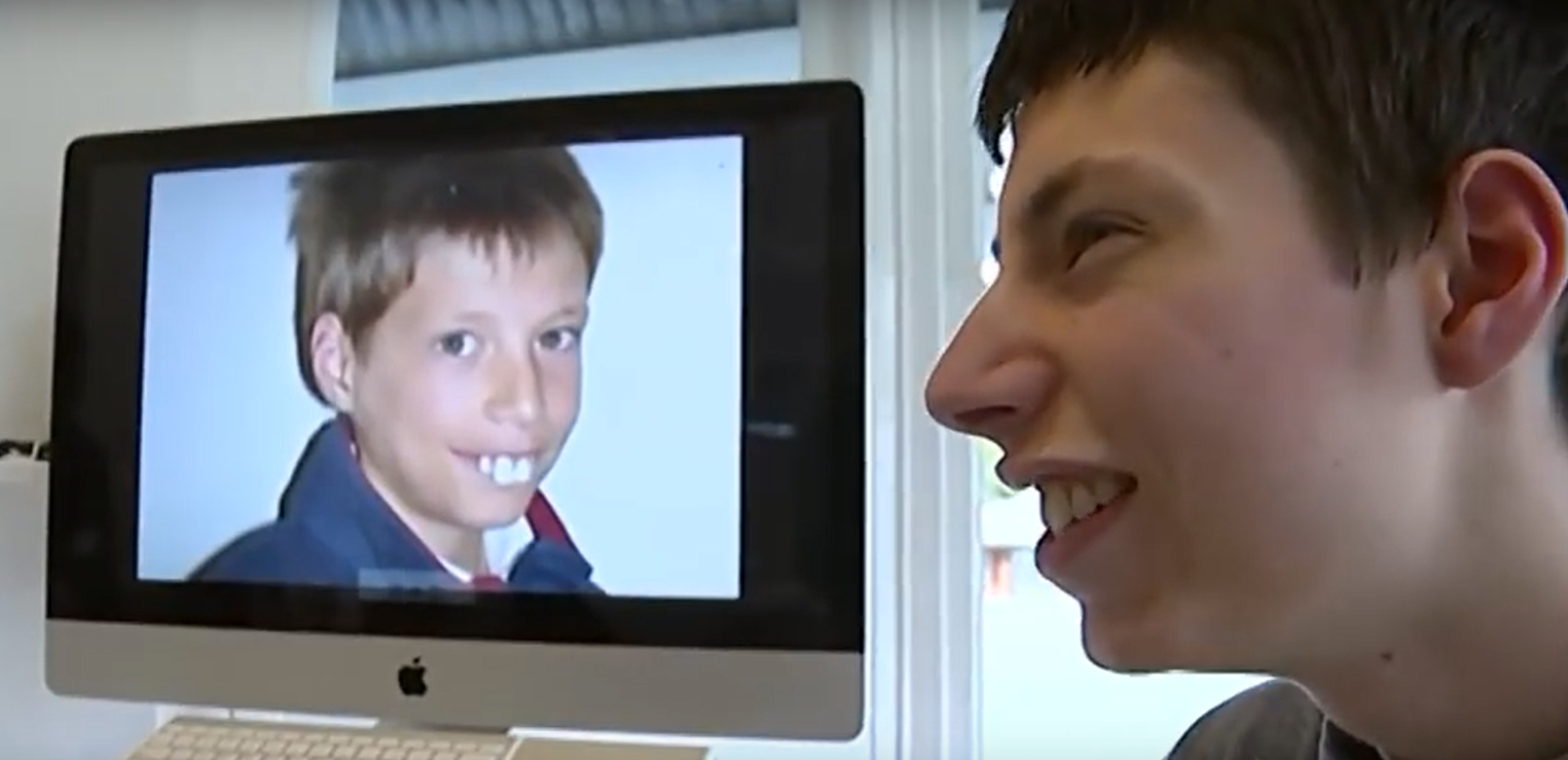 Des inconnus offrent un beau sourire à ce garçon harcelé à l’école