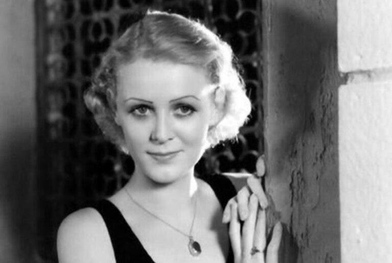 Gloria Stuart4