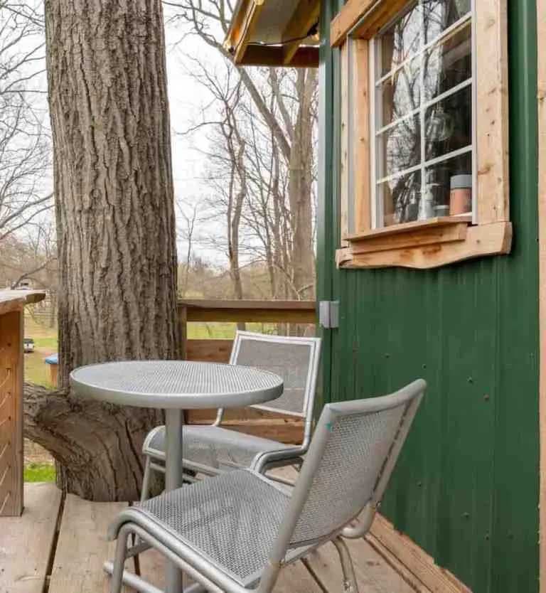 La petite terrasse de la cabane