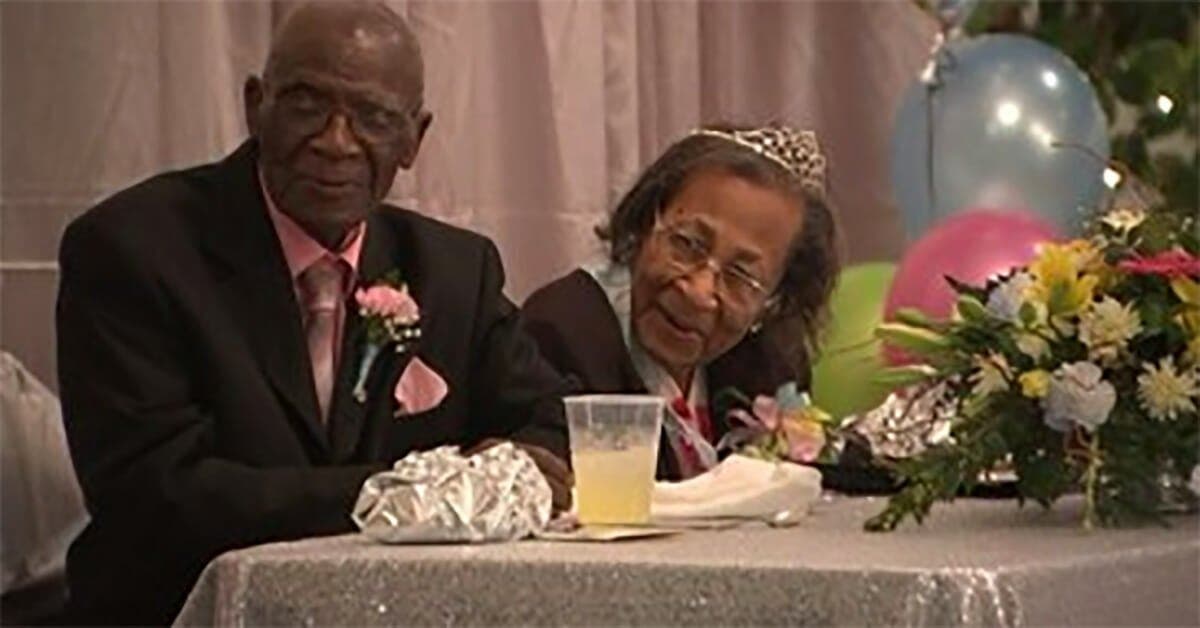 Un couple marié depuis plus de 80 ans révèle son secret pour une vie heureuse et un mariage réussi