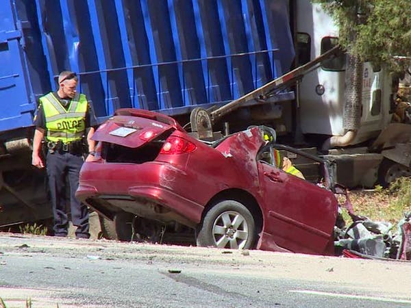 Une femme meurt dans un accident de voiture à cause de son téléphone