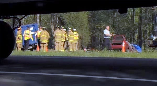 Une femme meurt dans un accident de voiture à cause de son téléphone