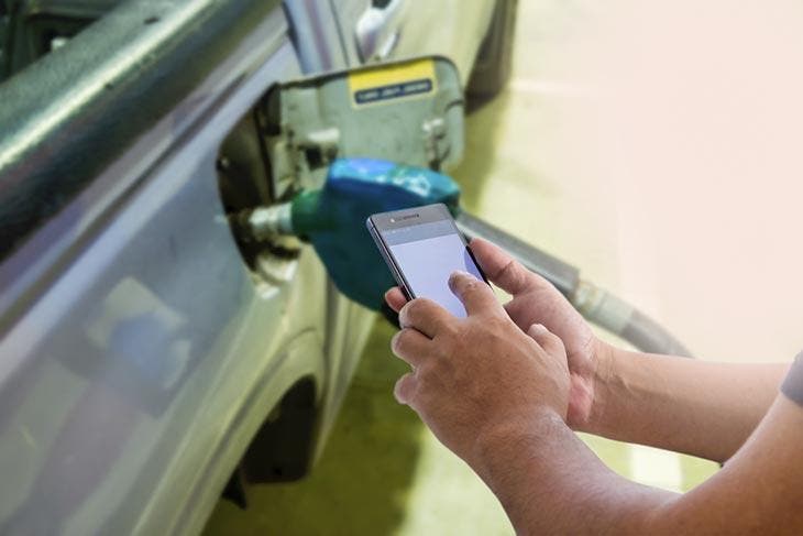 Utiliser le téléphone dans la station de service