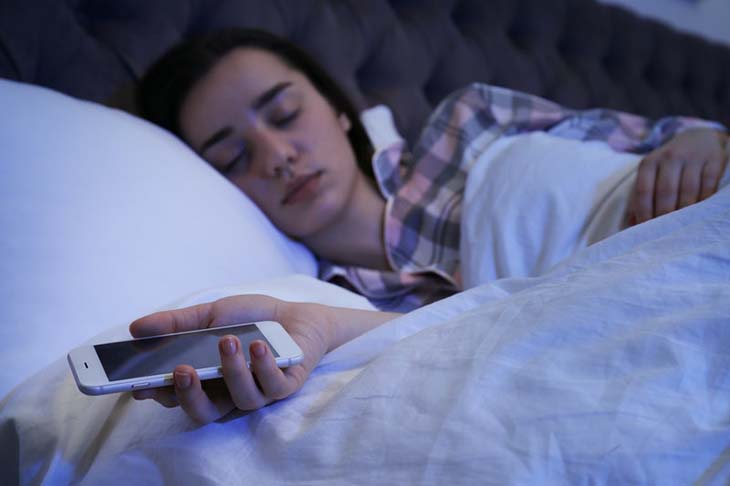 Dormir à coté de son téléphone 