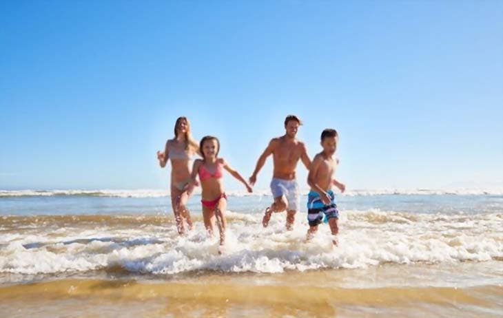 Profiter des vacances à la plage